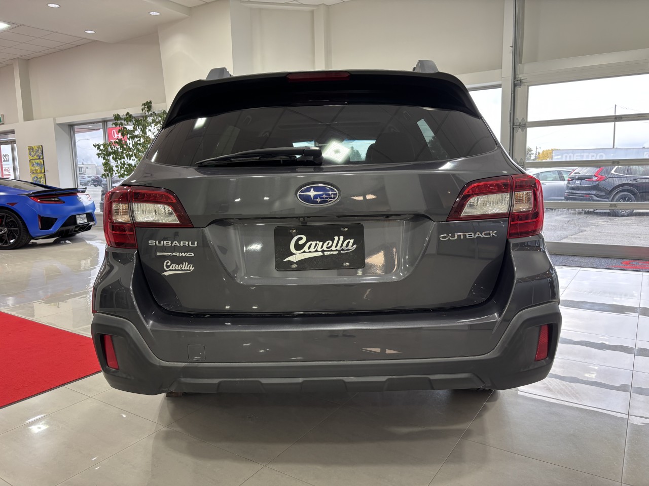 2018 Subaru Outback - Image 6