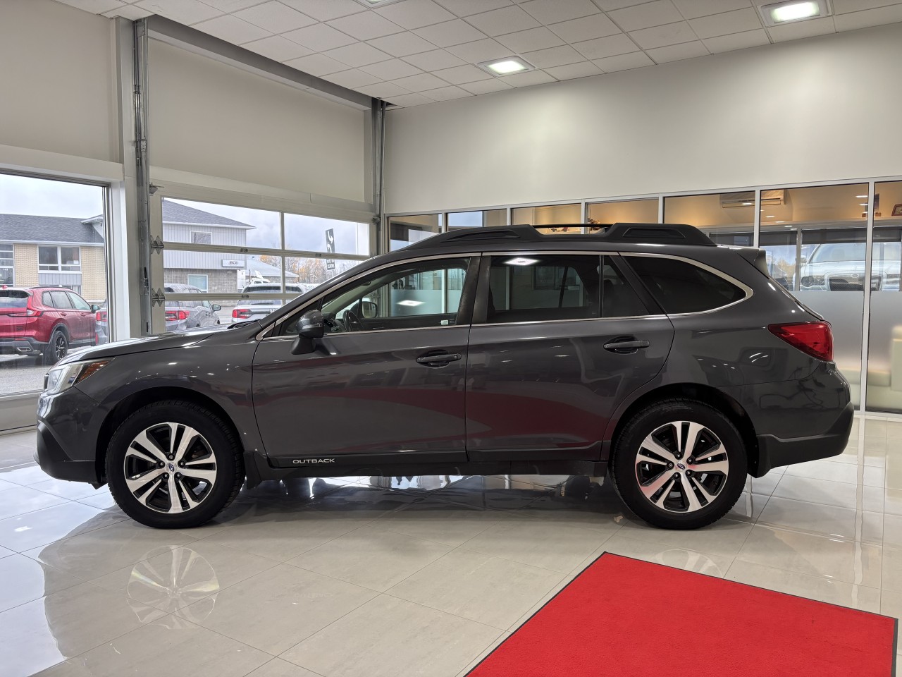 2018 Subaru Outback - Image 8