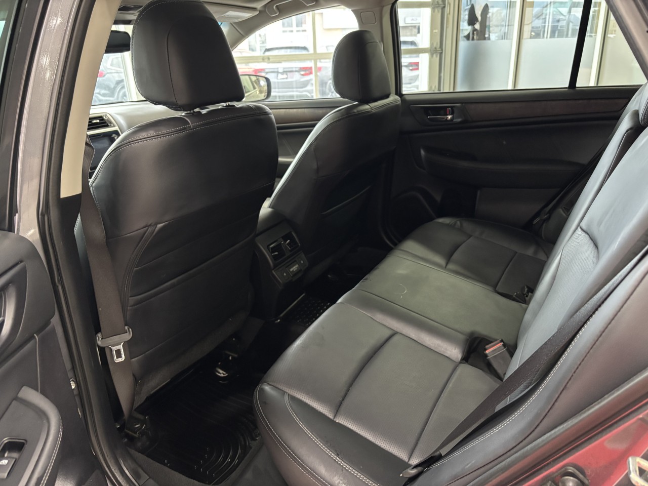 2018 Subaru Outback - Image 10