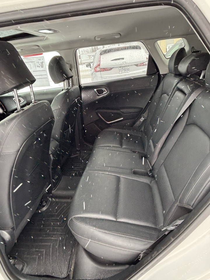 2021 Kia Soul EV - Image 15