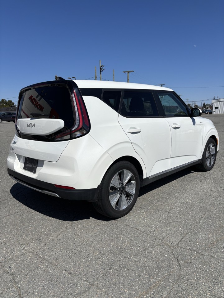 2023 Kia Soul EV - Image 3