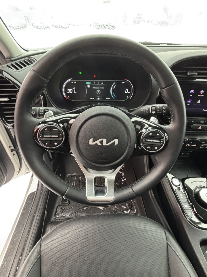 2023 Kia Soul EV - Image 9