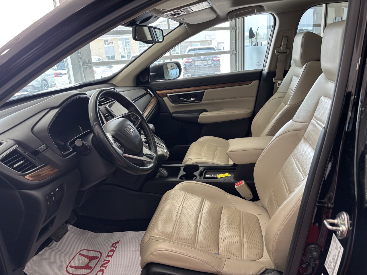 2017 Honda CR-V - Image 9