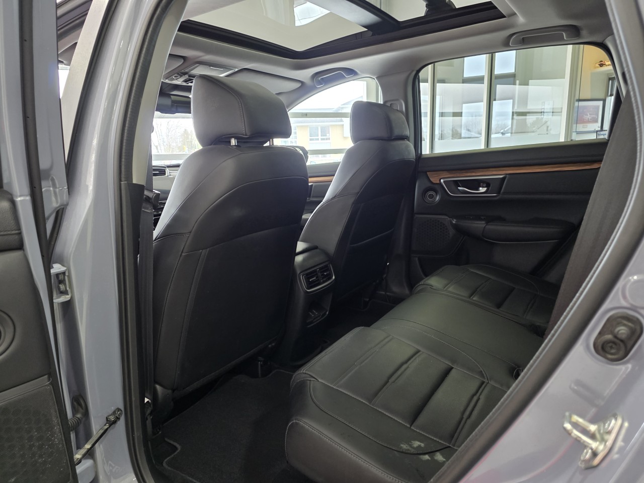 2020 Honda CR-V - Image 11