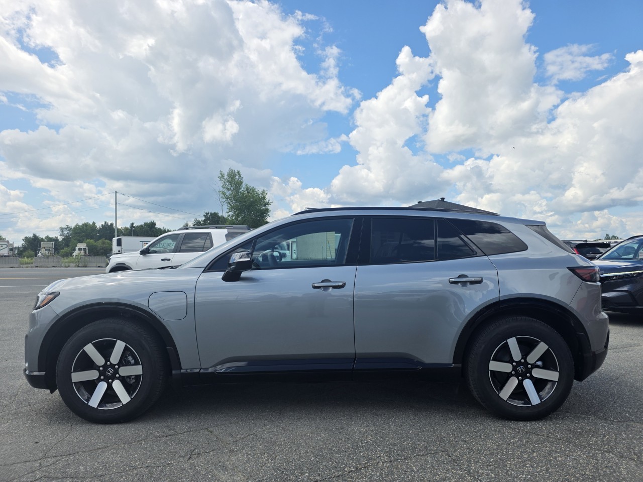 2025 Honda Prologue - Image 3