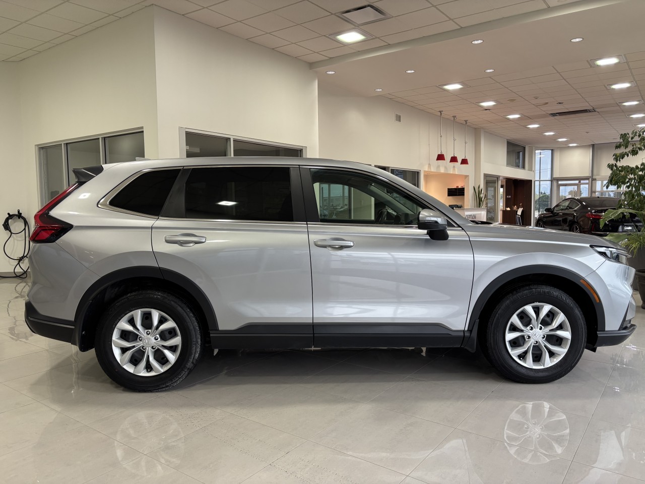 2023 Honda CR-V - Image 4