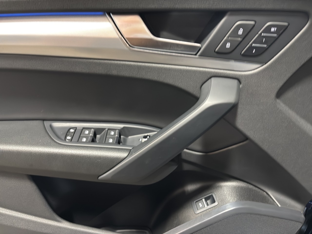 2022 Audi Q5 - Image 9