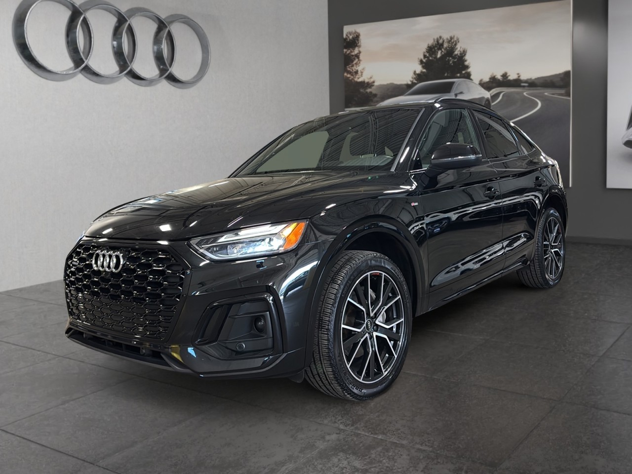 2023 Audi Q5 Sportback - Image 3