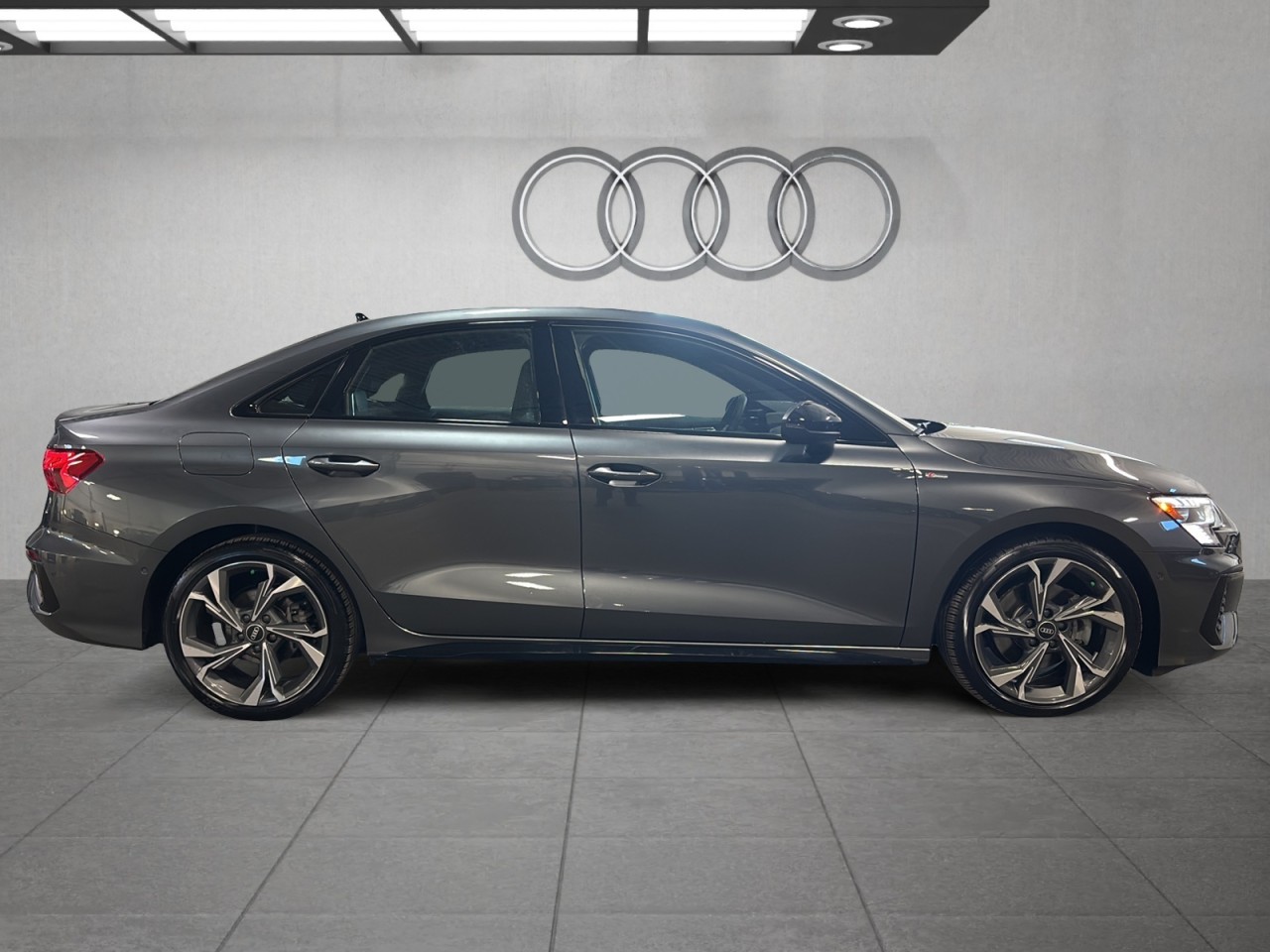 2022 Audi A3 - Image 3