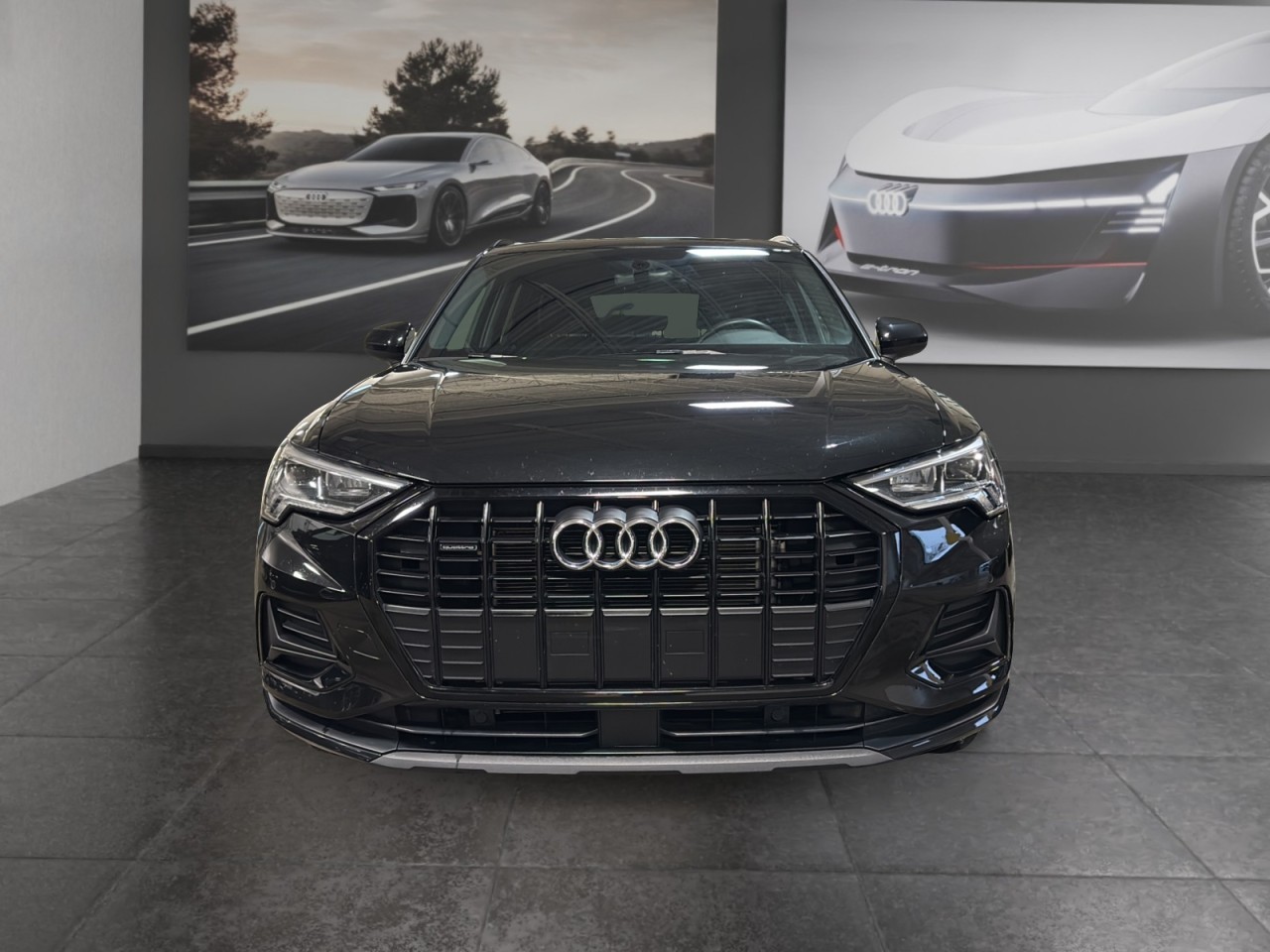 2023 Audi Q3 - Image 2