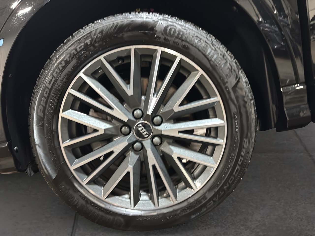 2023 Audi Q3 - Image 10