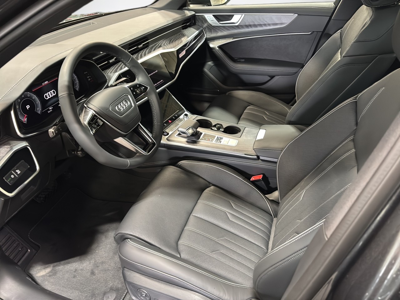 2025 Audi A6 - Image 7