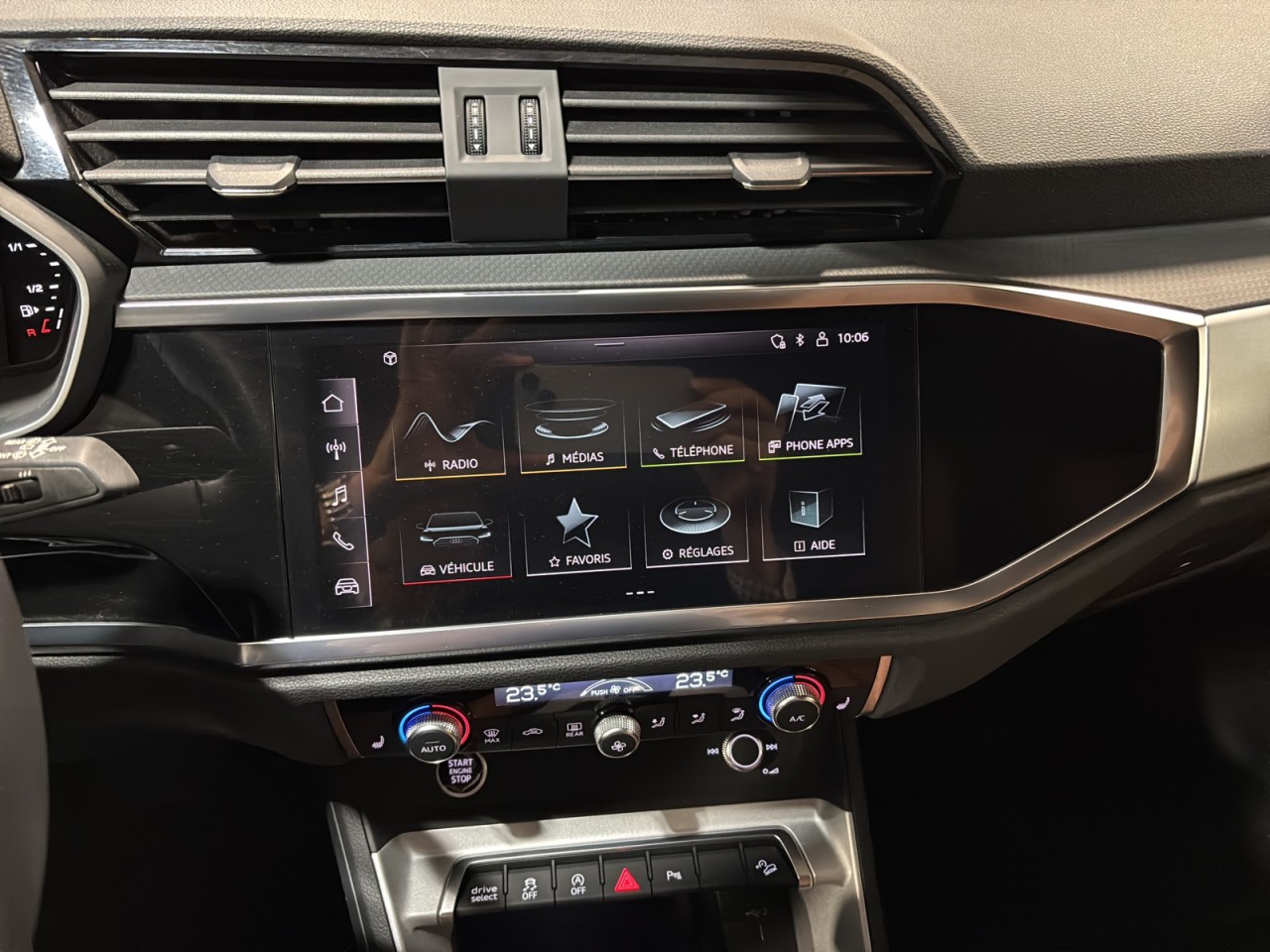 2023 Audi Q3 - Image 14