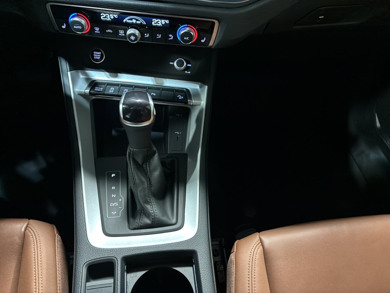 2023 Audi Q3 - Image 15