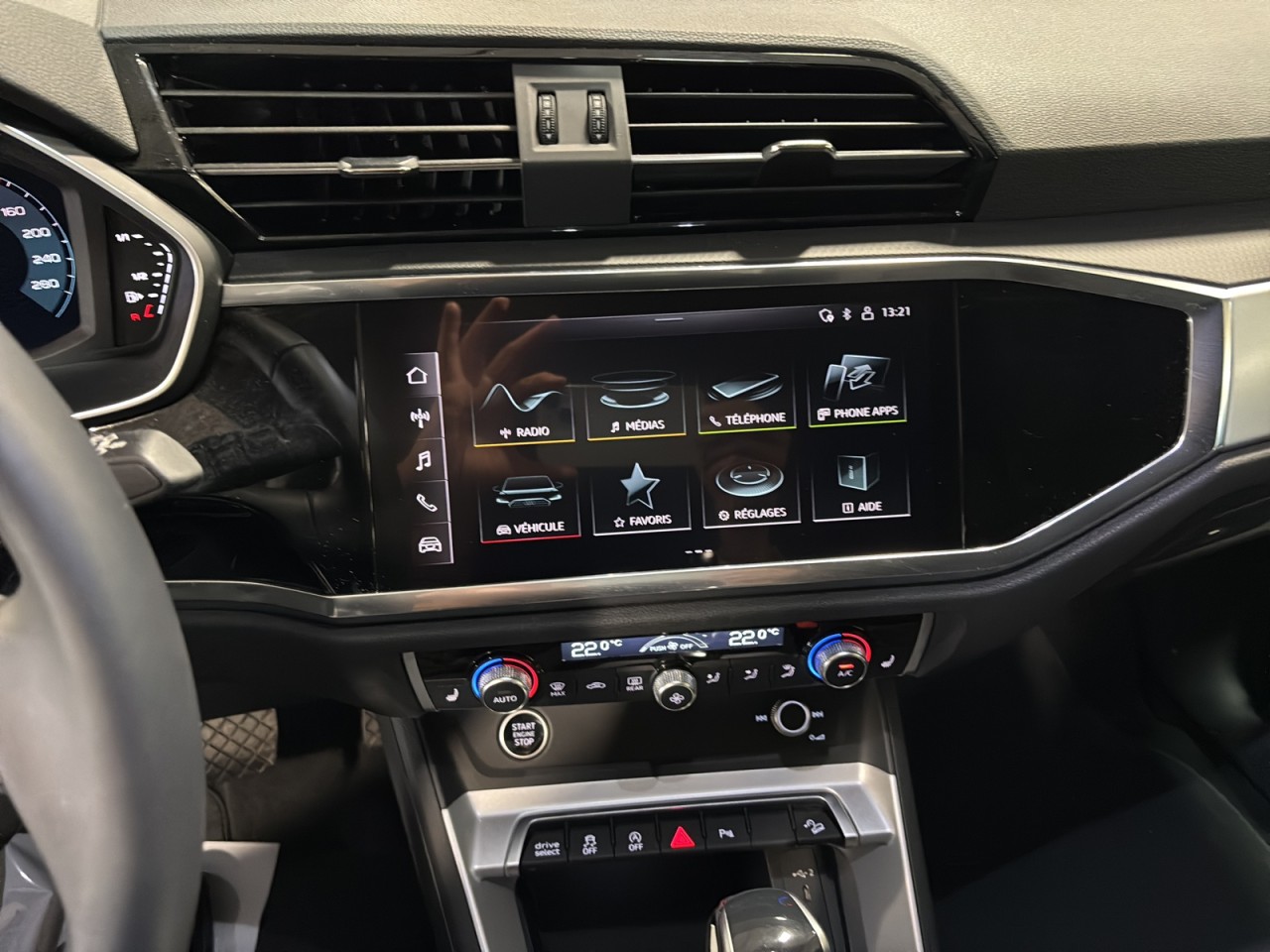 2024 Audi Q3 - Image 14