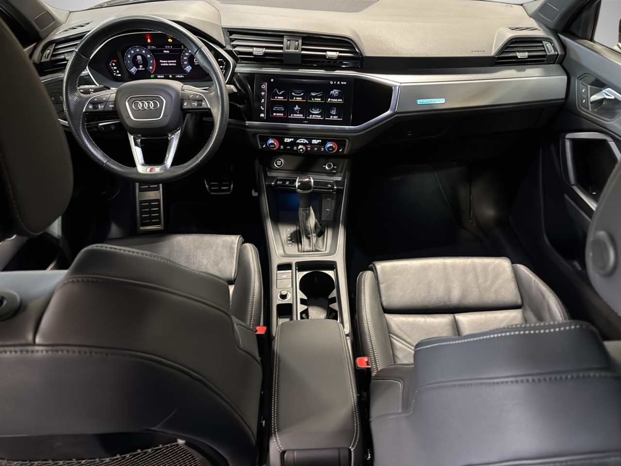 2023 Audi Q3 - Image 12