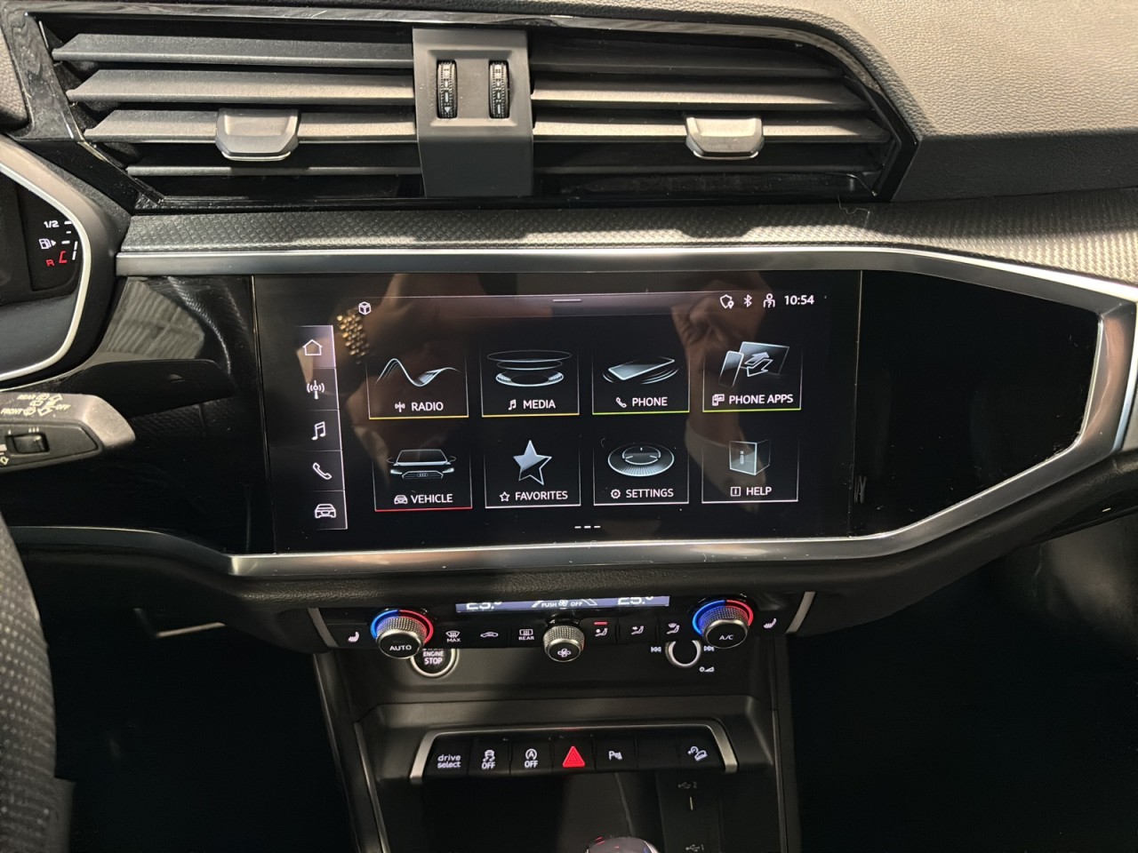 2023 Audi Q3 - Image 15