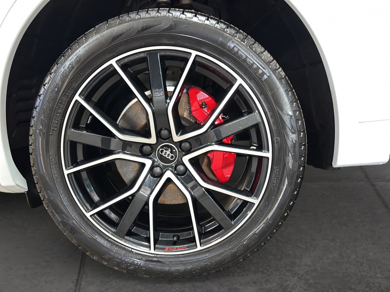 2024 Audi Q5 - Image 11