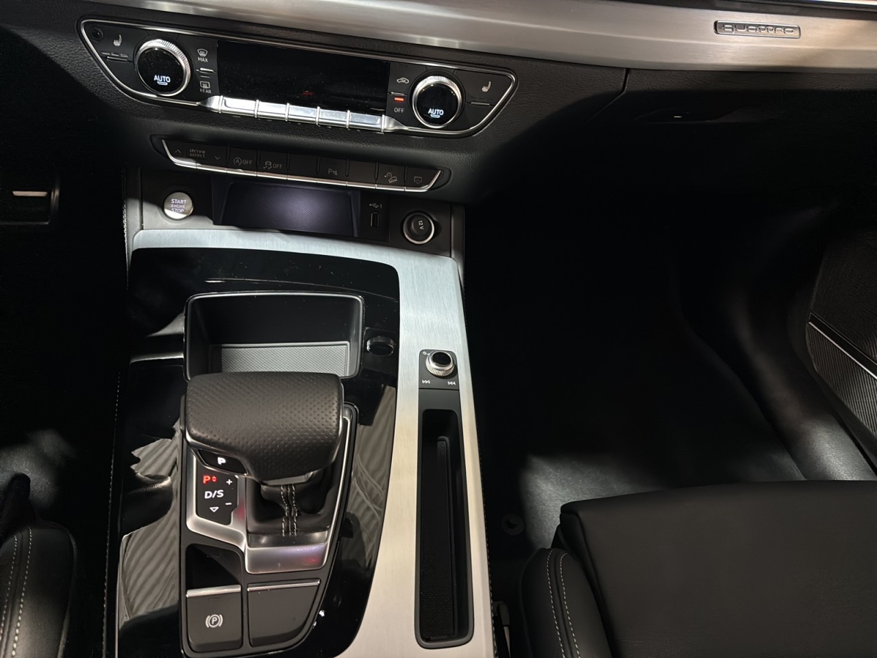 2024 Audi Q5 - Image 15