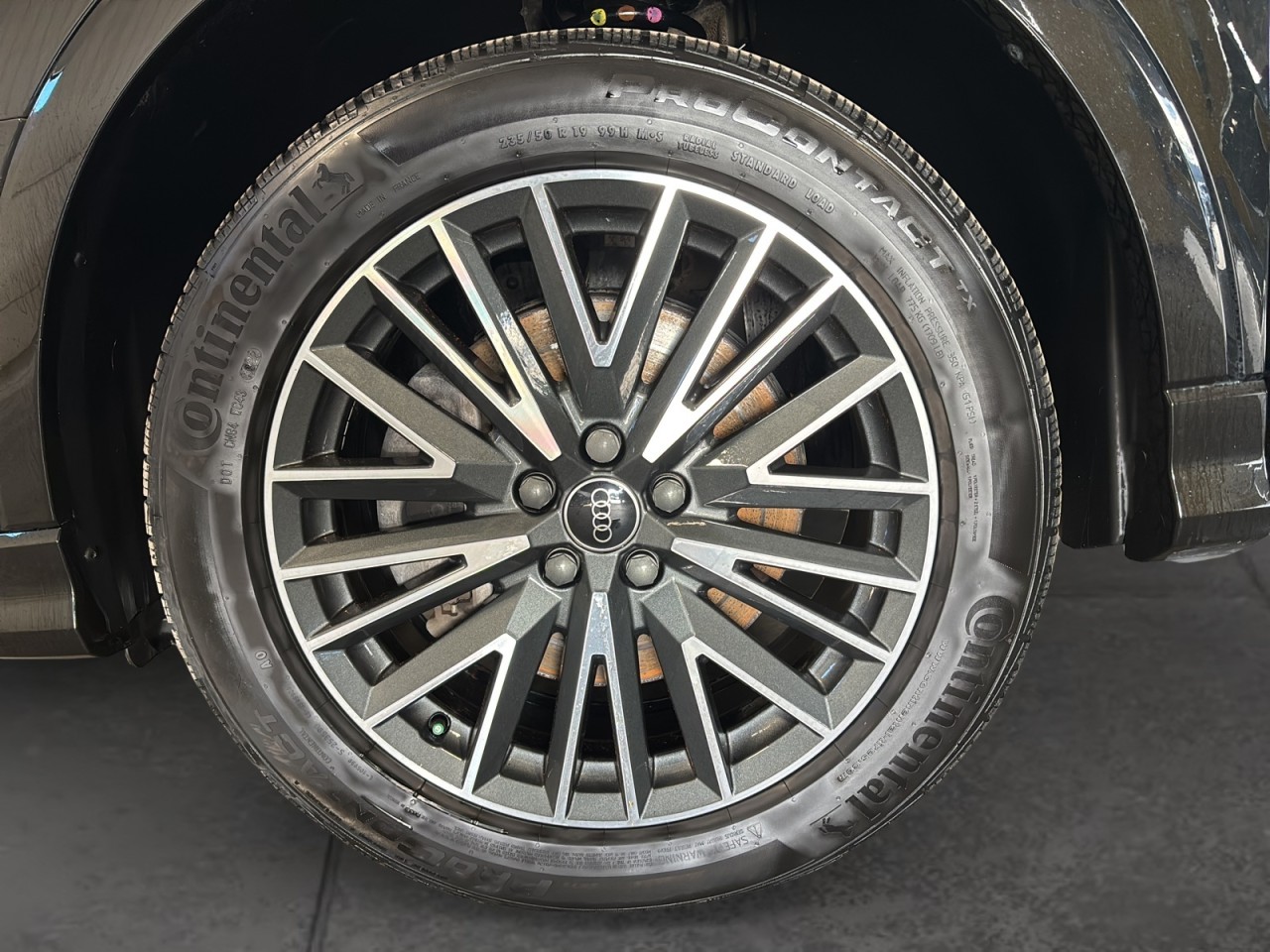 2023 Audi Q3 - Image 12