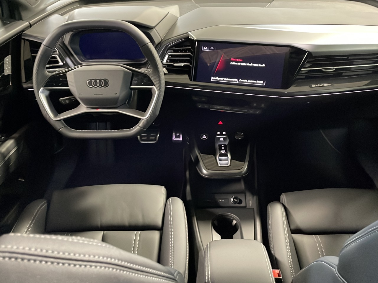 2023 Audi Q4 e-tron - Image 12