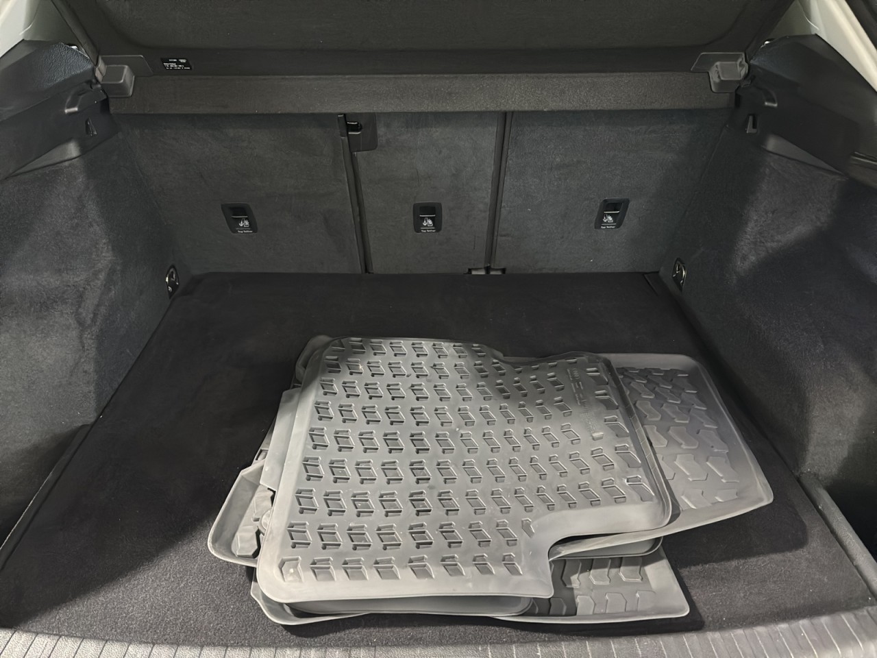 2022 Audi Q3 - Image 10