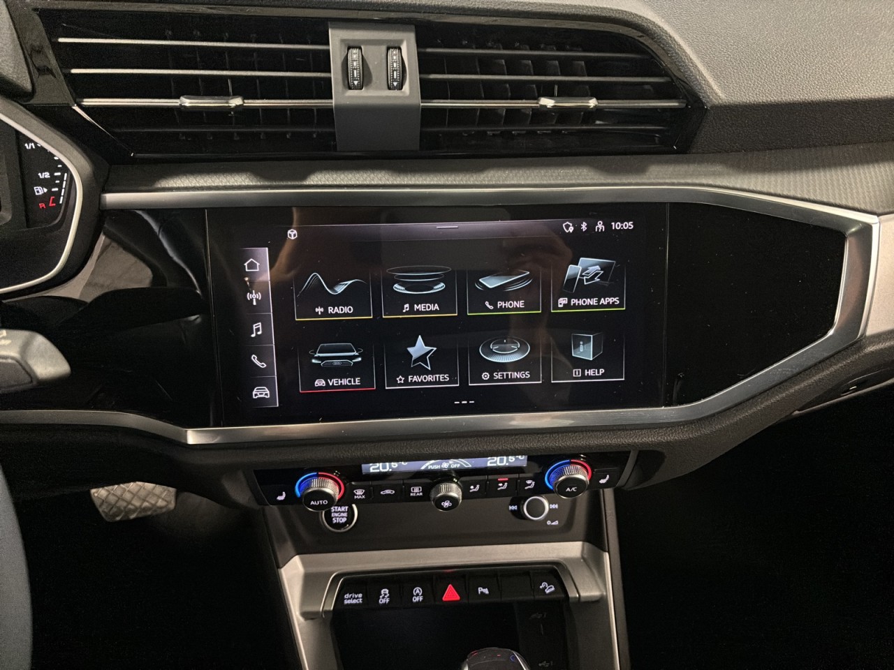 2023 Audi Q3 - Image 14