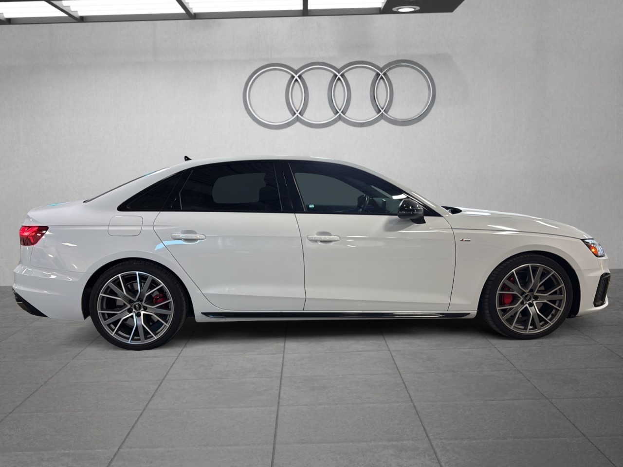 2023 Audi A4 - Image 4