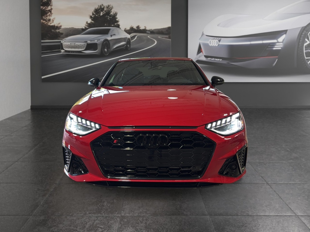 2024 Audi S4 - Image 2