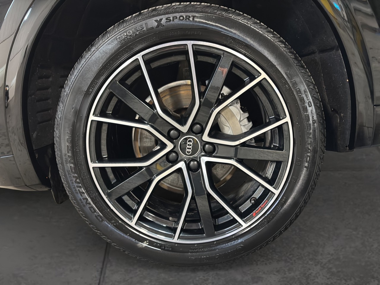 2023 Audi Q5 - Image 12