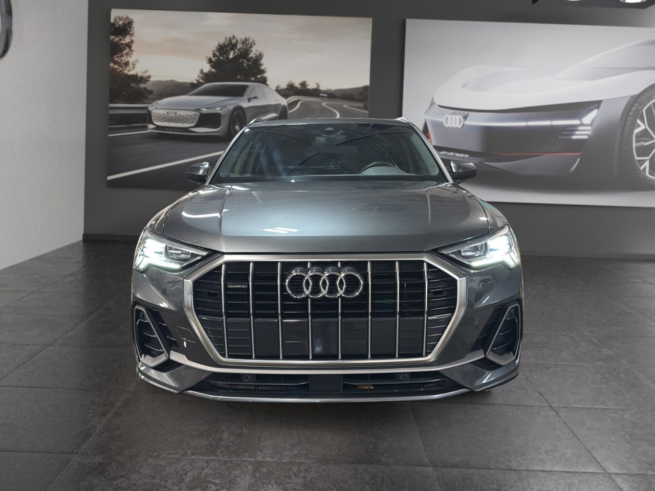 2022 Audi Q3 - Image 3