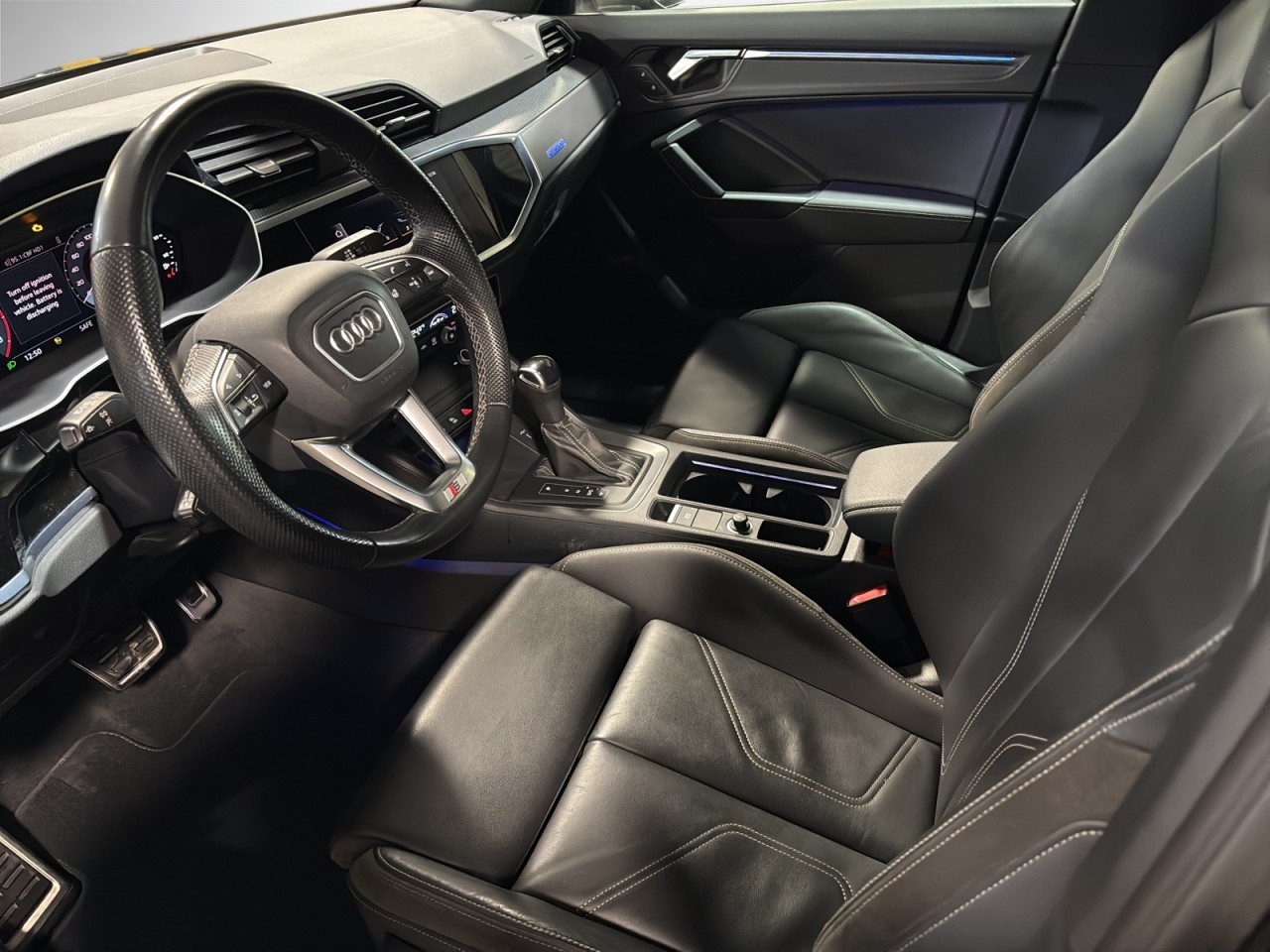 2022 Audi Q3 - Image 8