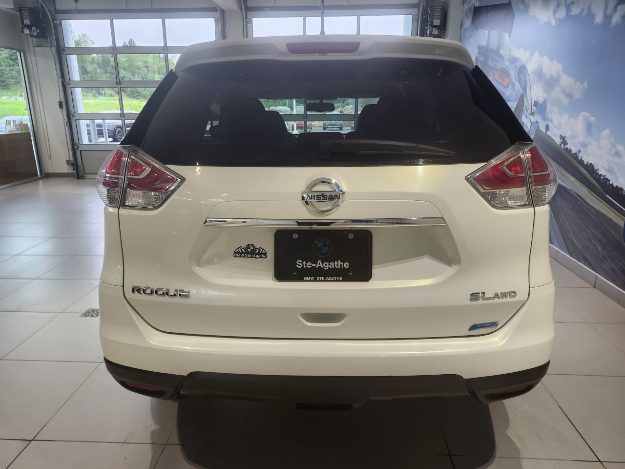 2014 Nissan Rogue - Image 5