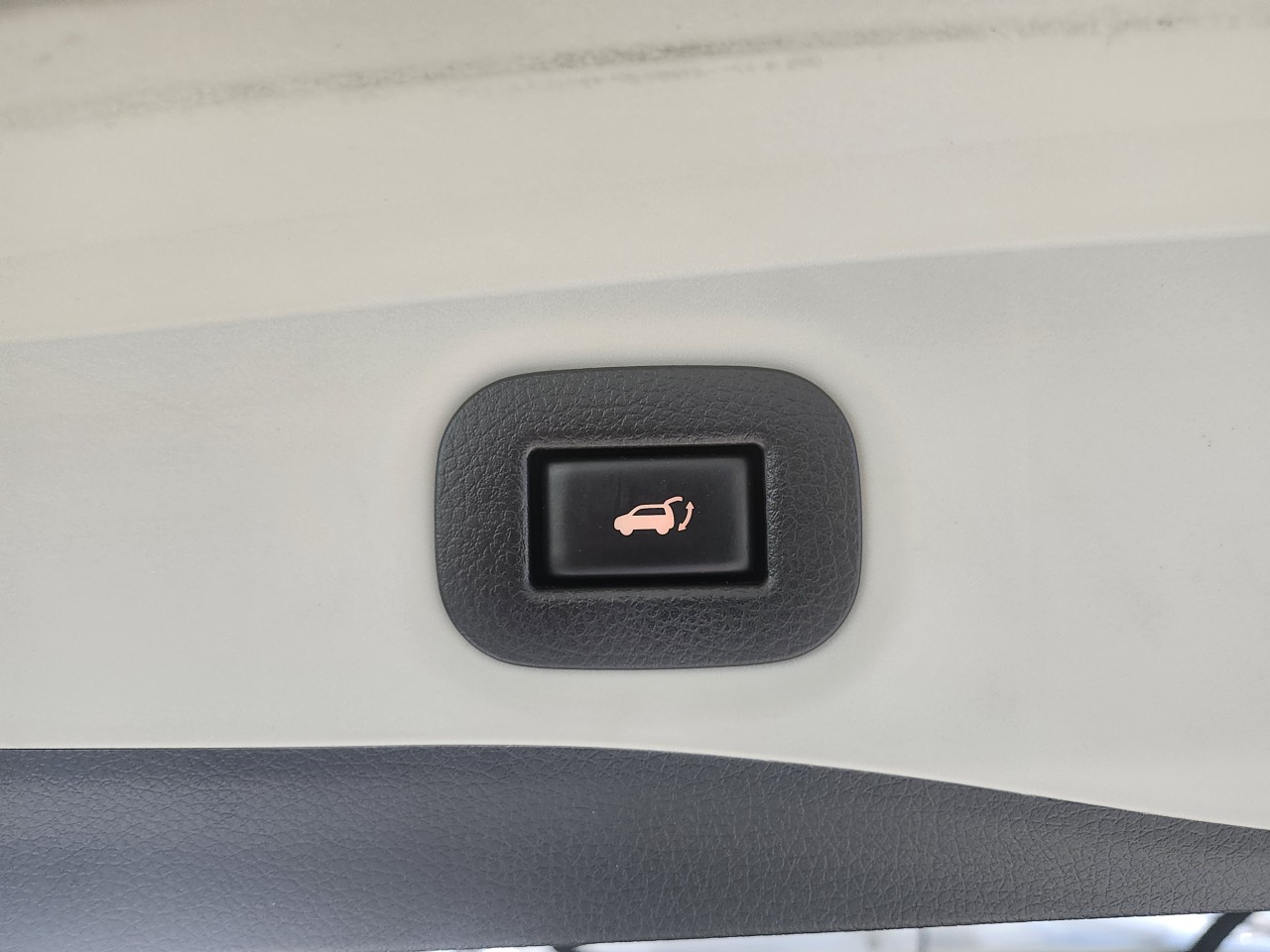 2014 Nissan Rogue - Image 7