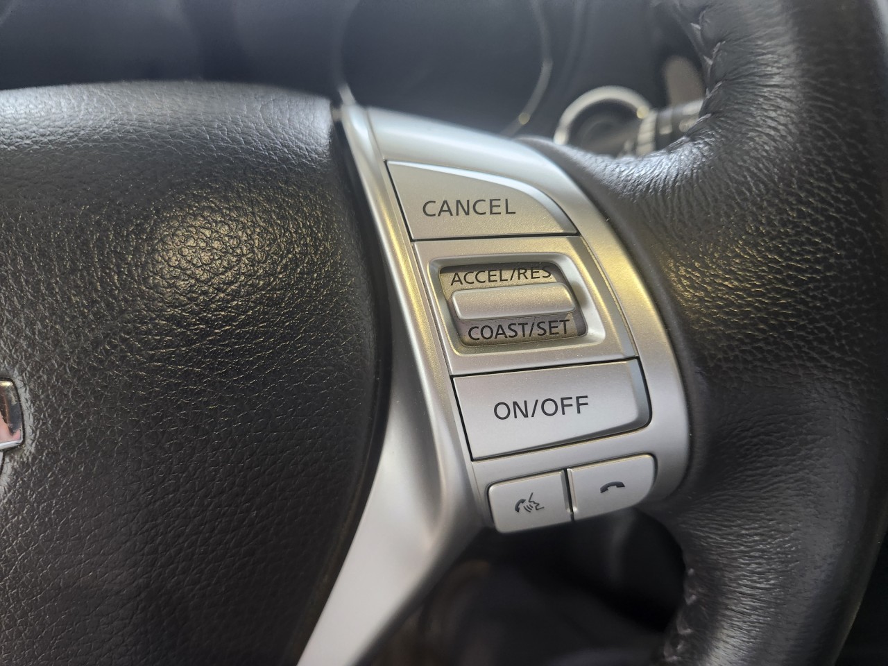 2014 Nissan Rogue - Image 17