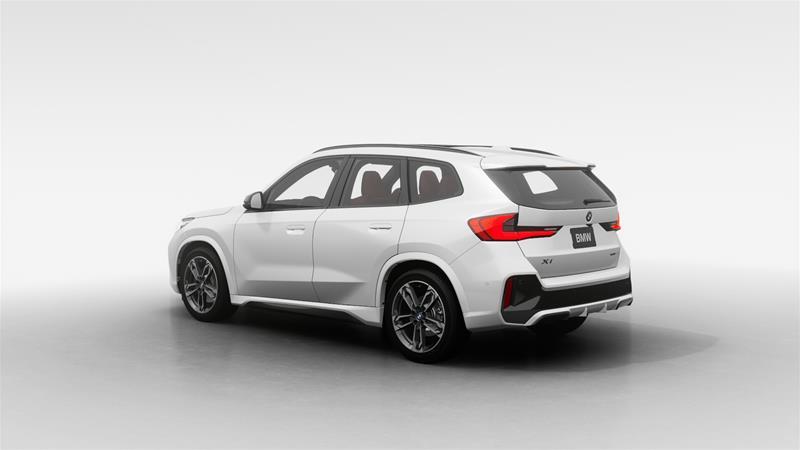 2025 BMW X1 - Image 4
