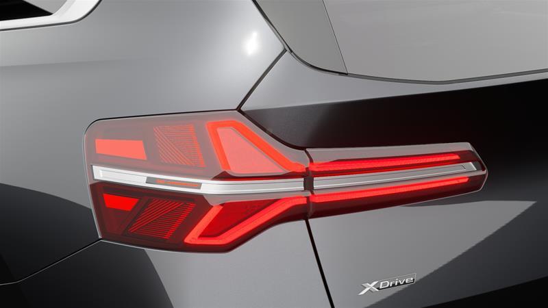 2025 BMW X3 - Image 8