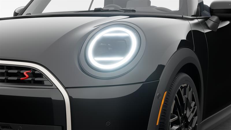 2025 MINI Convertible - Image 10