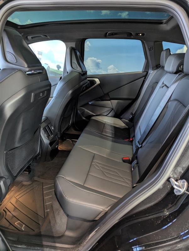 2025 BMW X3 - Image 12
