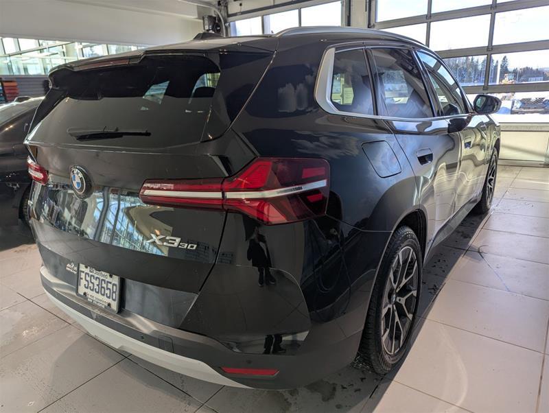 2025 BMW X3 - Image 18