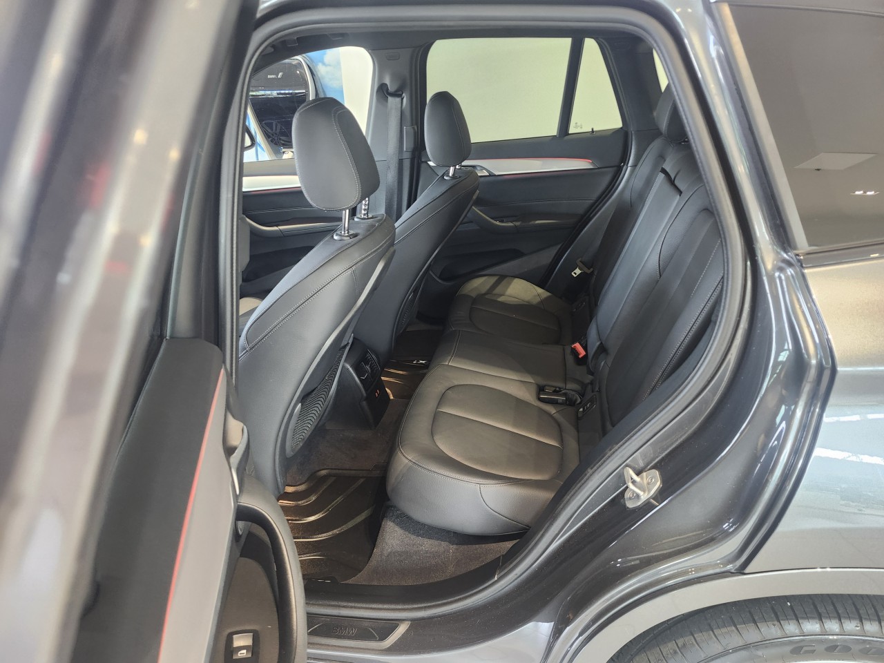 2021 BMW X1 - Image 13