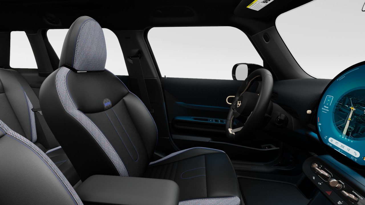 2026 MINI 5 Door - Image 9