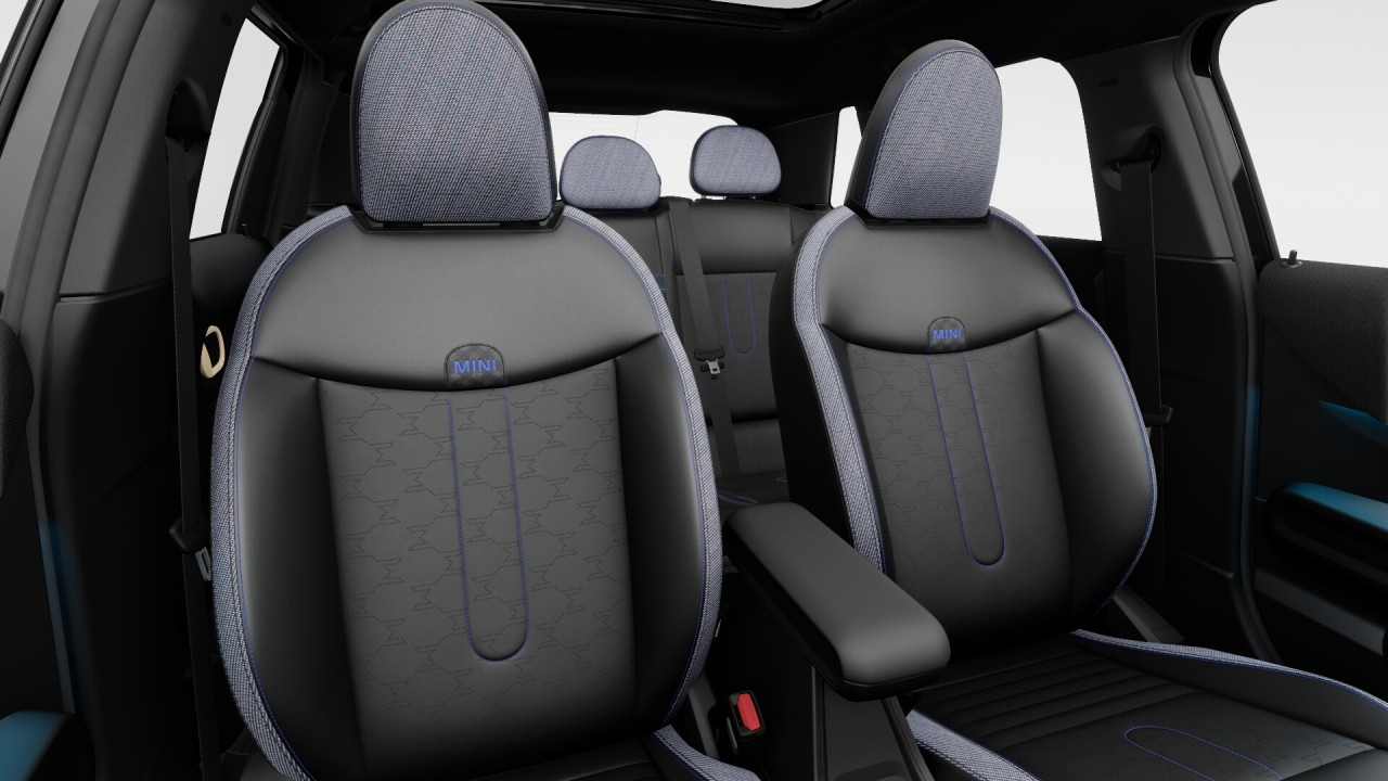 2026 MINI 5 Door - Image 11