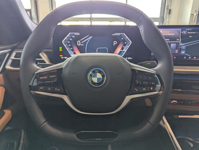 2025 BMW i4 - Image 12