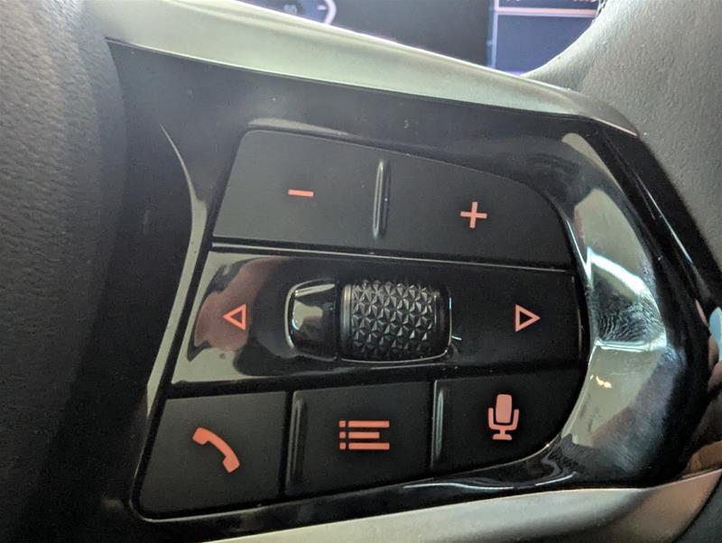 2025 BMW i4 - Image 18