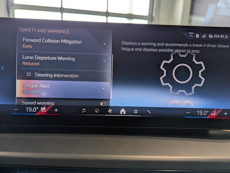 2025 BMW i4 - Image 20