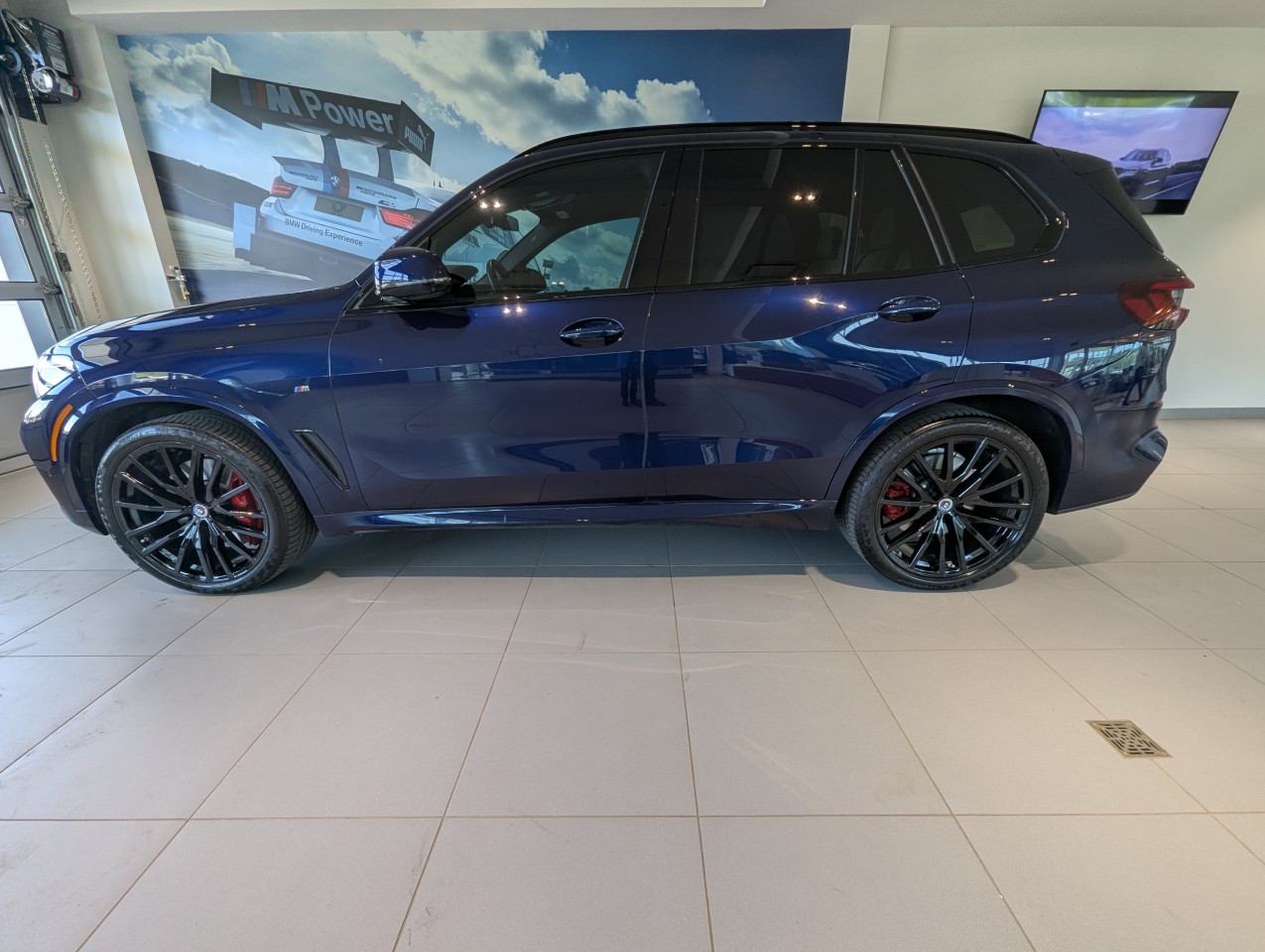 2023 BMW X5 - Image 3