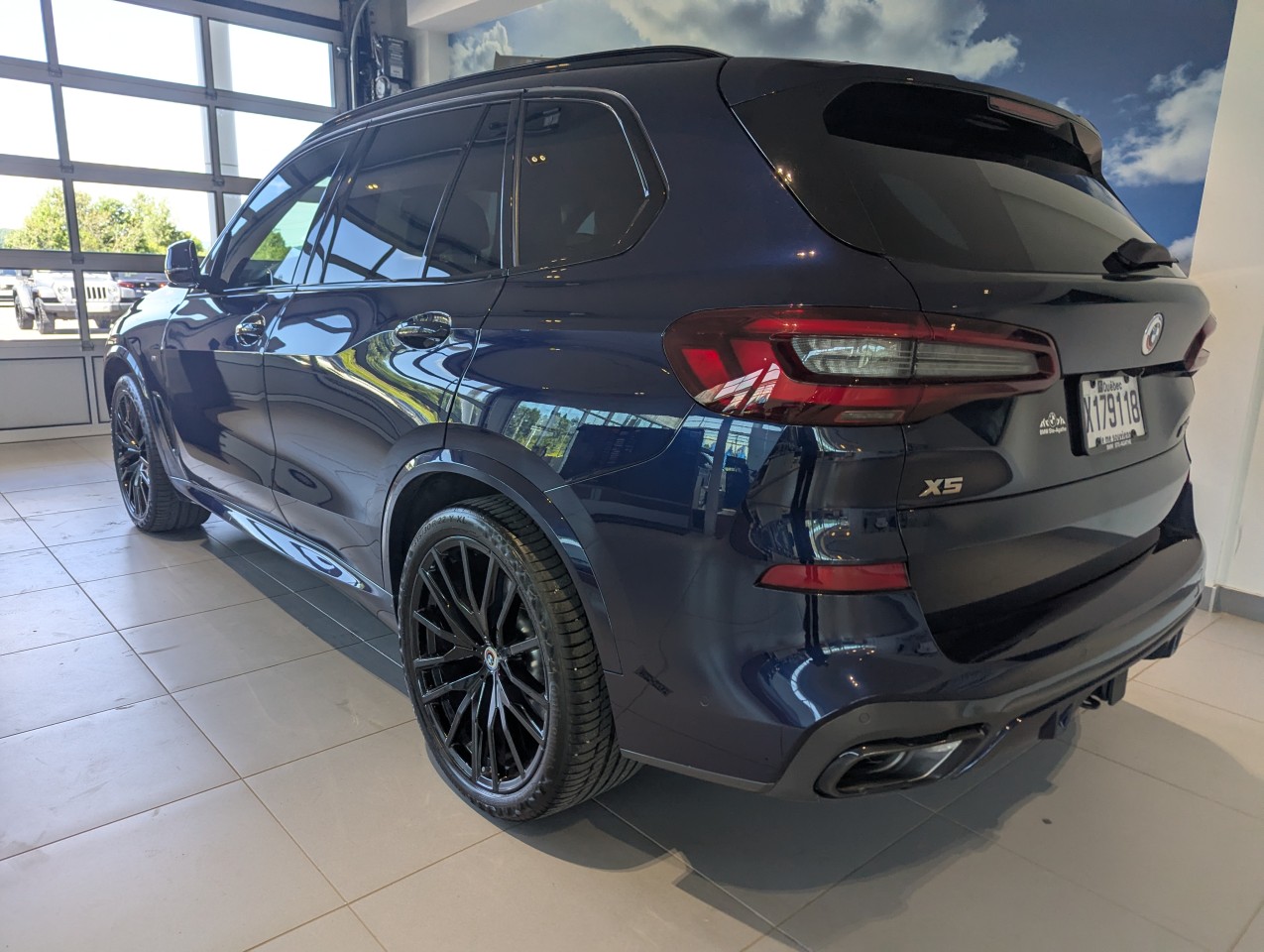 2023 BMW X5 - Image 4