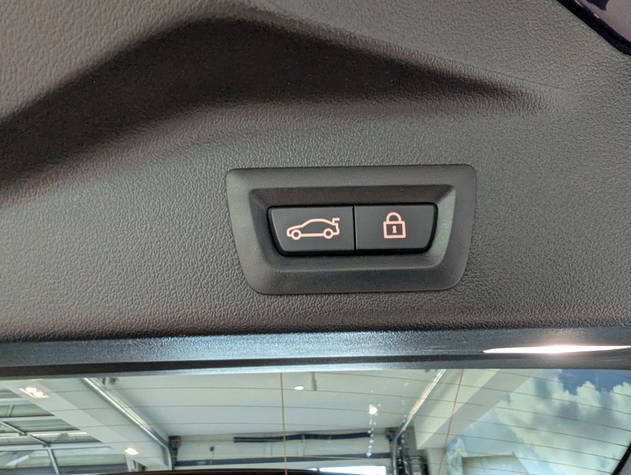 2023 BMW X5 - Image 12