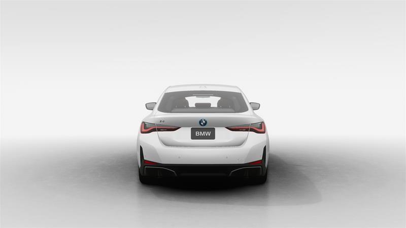 2025 BMW i4 - Image 2